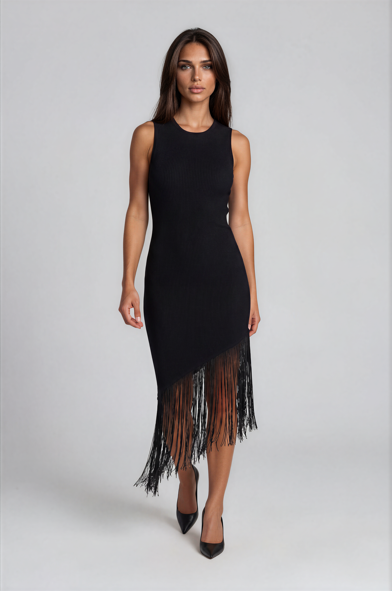 Robe midi noire à franges